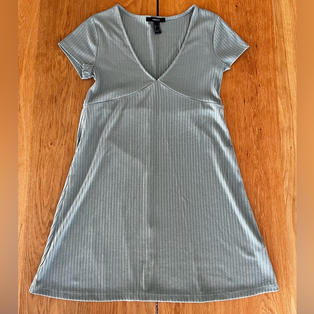 Forever 21 Green Dress; size M